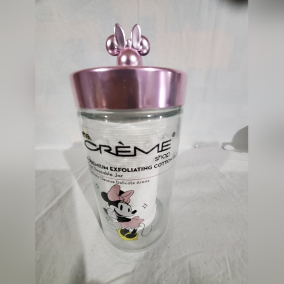 The Creme Shop Disney Chic Reusable Jar With 80 Premium Exfoliating Cotton Pads - Picture 1 of 4